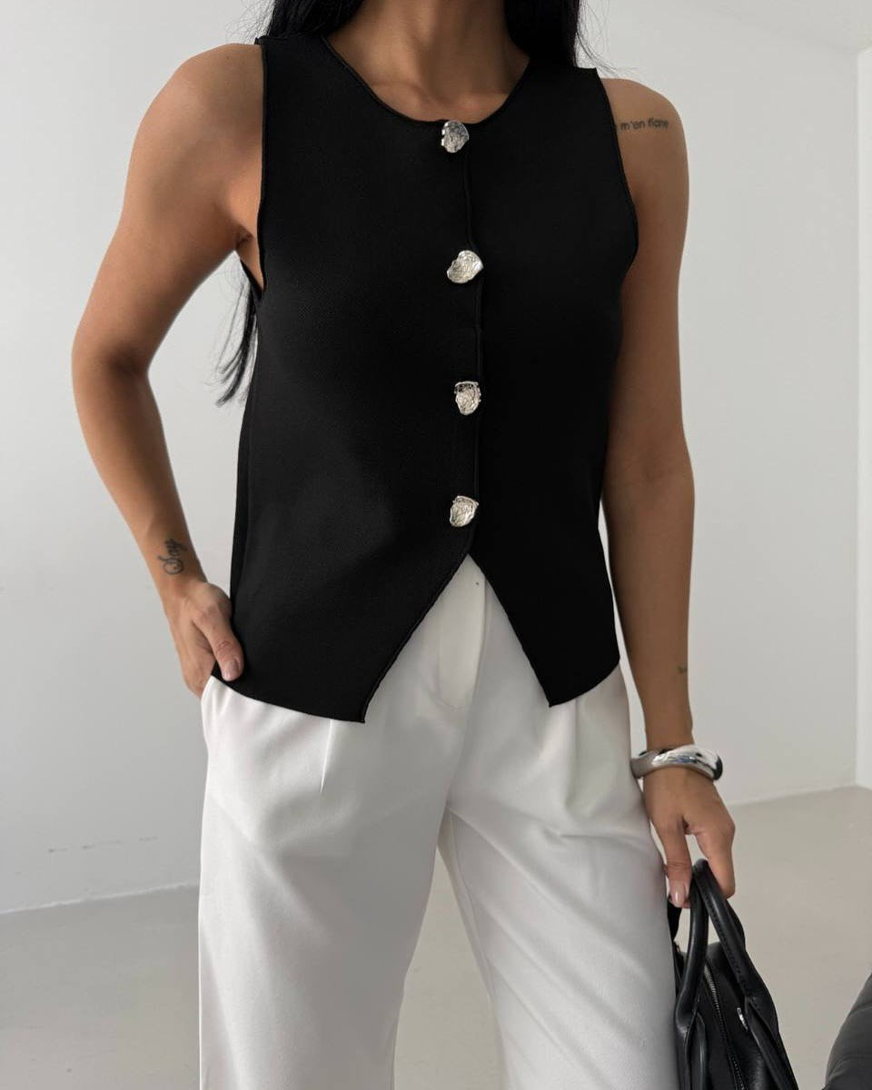 Trendy vests