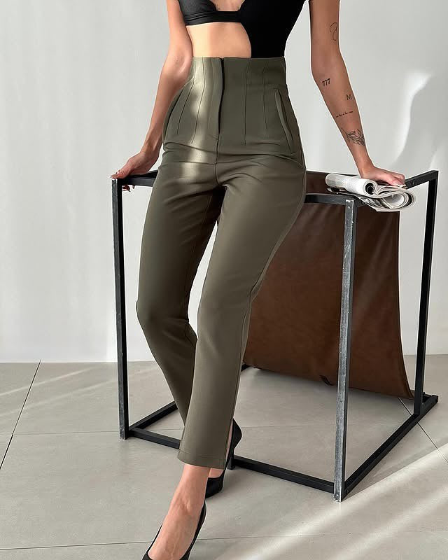 High waisted Pleated pants